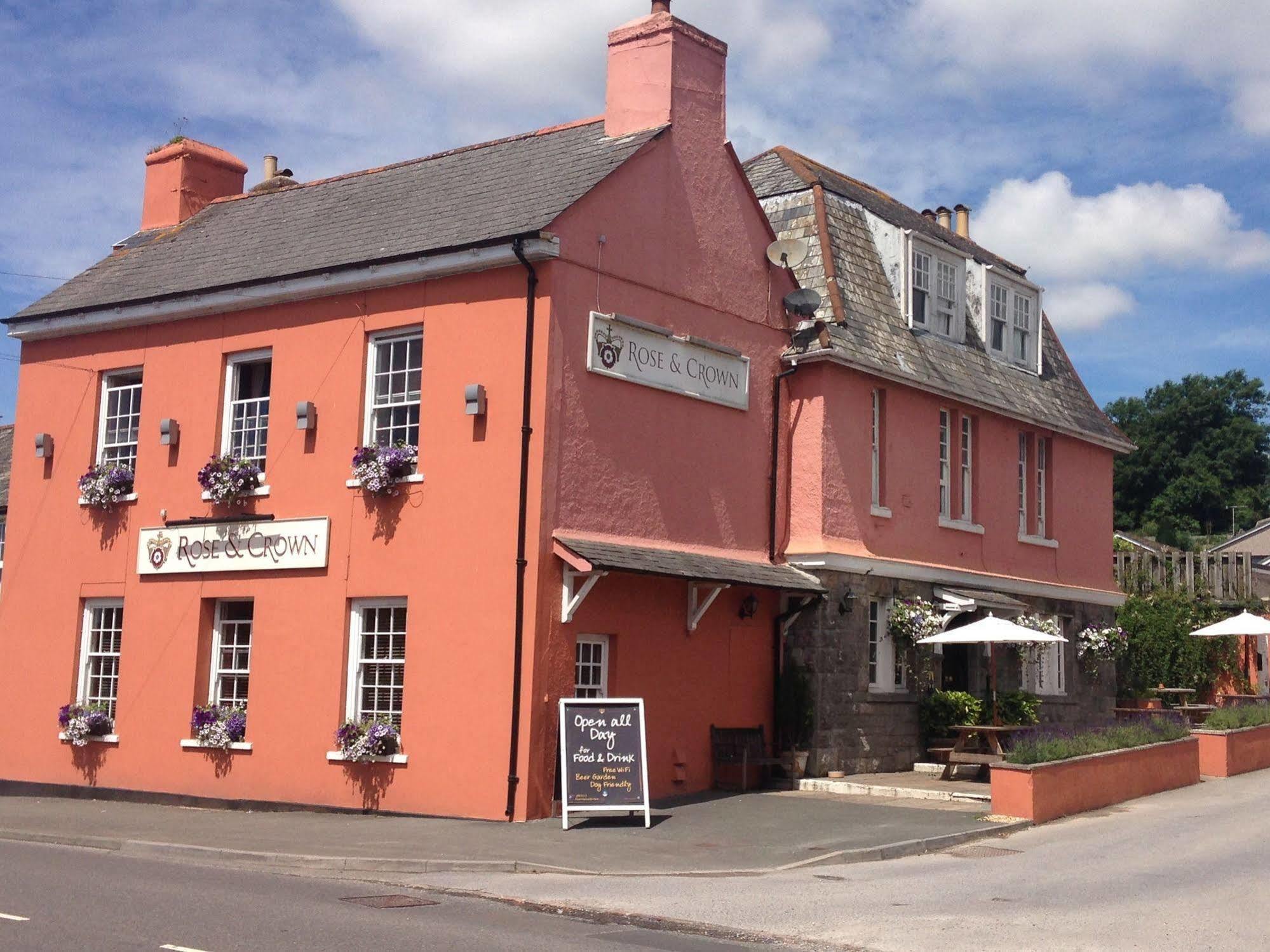 Готель Rose & Crown Yealmpton Екстер'єр фото
