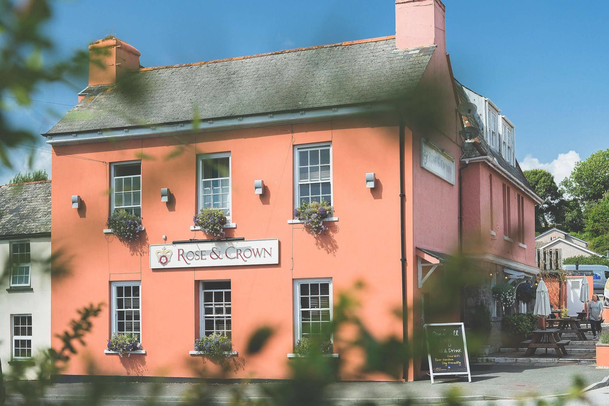 Готель Rose & Crown Yealmpton Екстер'єр фото